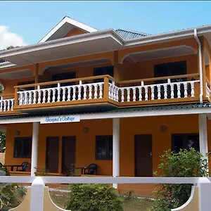*** Bed & Breakfast Georgina's Seychelles